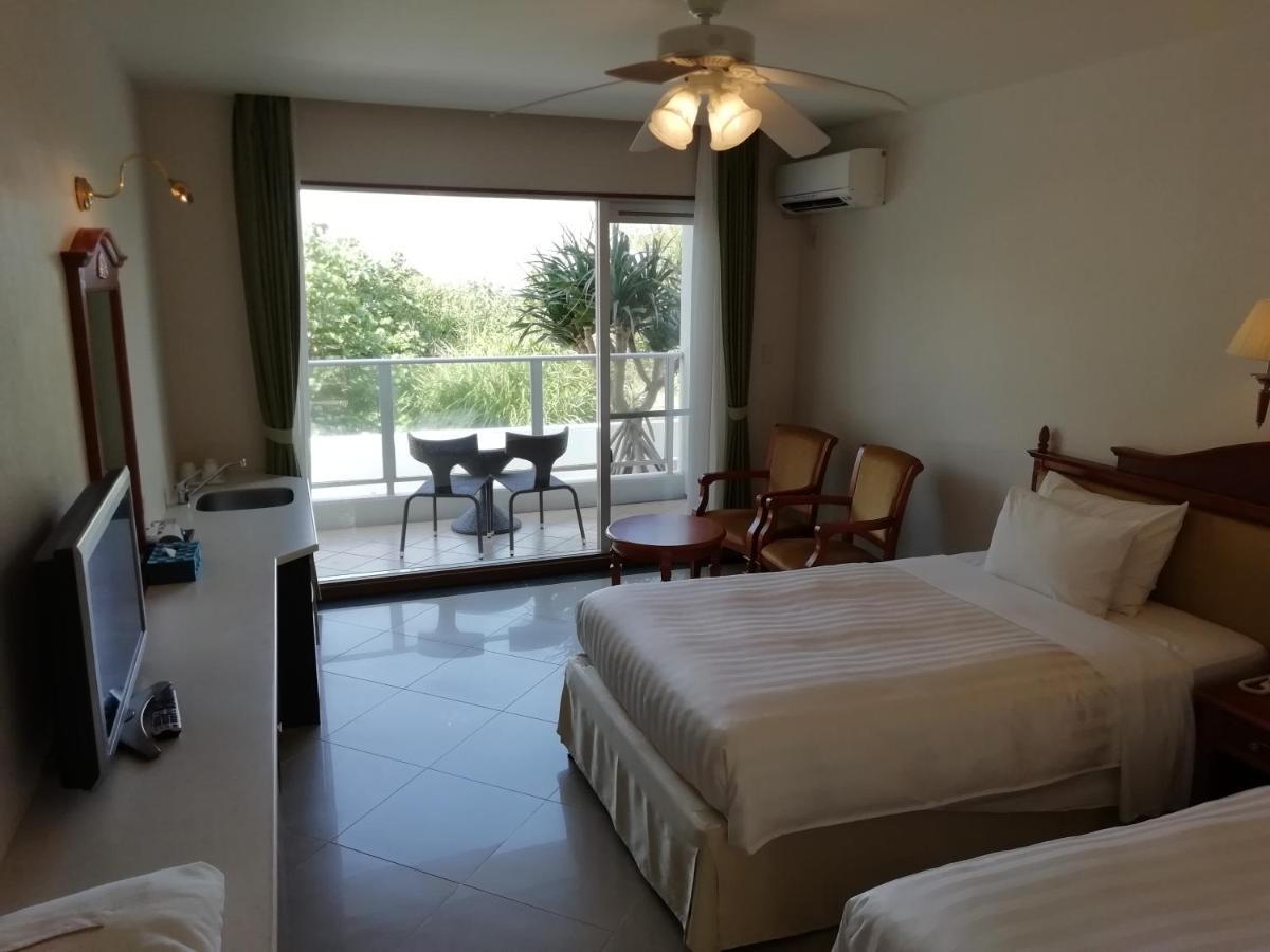 Best Western Okinawa Onna Beach Exterior foto